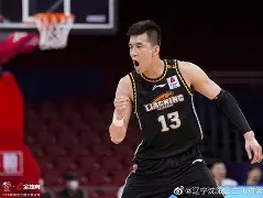 爱游戏体育在线-火箭男神郭艾伦表现神勇，带领球队取得连胜